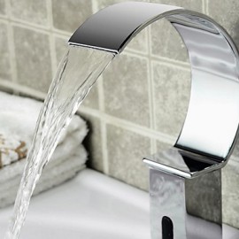 Zeitgenössisch deckenmontiert Wasserfall / Sensor with Elektromagnetventil Hände frei Ein Loch for Chrom, Waschbecken Wasserhahn