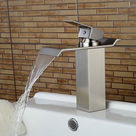 Zeitgenössisch / Art déco/Retro / Modern Mittellage Wasserfall / Breite spary / Vorspülung with Keramisches VentilEinzigen Handgriff