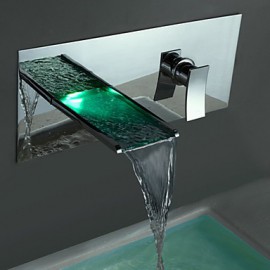 Zeitgenössisch Mittellage LED / Wasserfall with Messingventil Einzigen Handgriff Zwei Löcher for Chrom, Duscharmaturen /