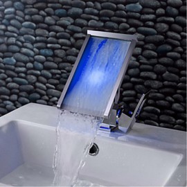 Zeitgenössisch deckenmontiert LED / Wasserfall with Keramisches Ventil Einhand Ein Loch for Chrom, Waschbecken Wasserhahn