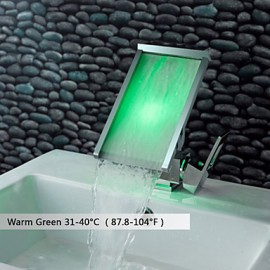 Zeitgenössisch deckenmontiert LED / Wasserfall with Keramisches Ventil Einhand Ein Loch for Chrom, Waschbecken Wasserhahn